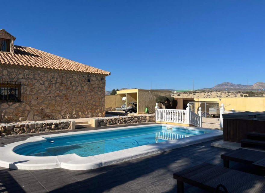 Resale - Villa - Fortuna - Inland