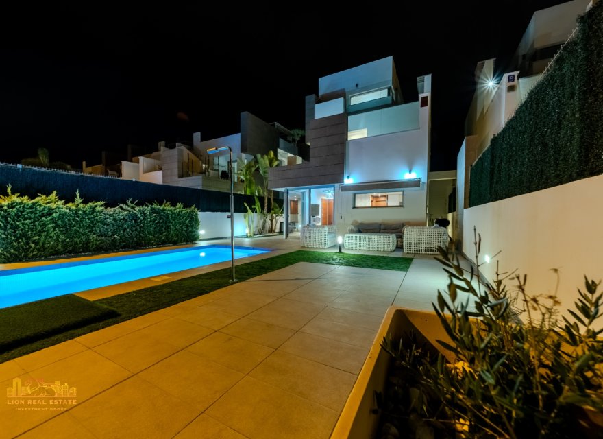 Resale - Villa - Guardamar del Segura - El Raso