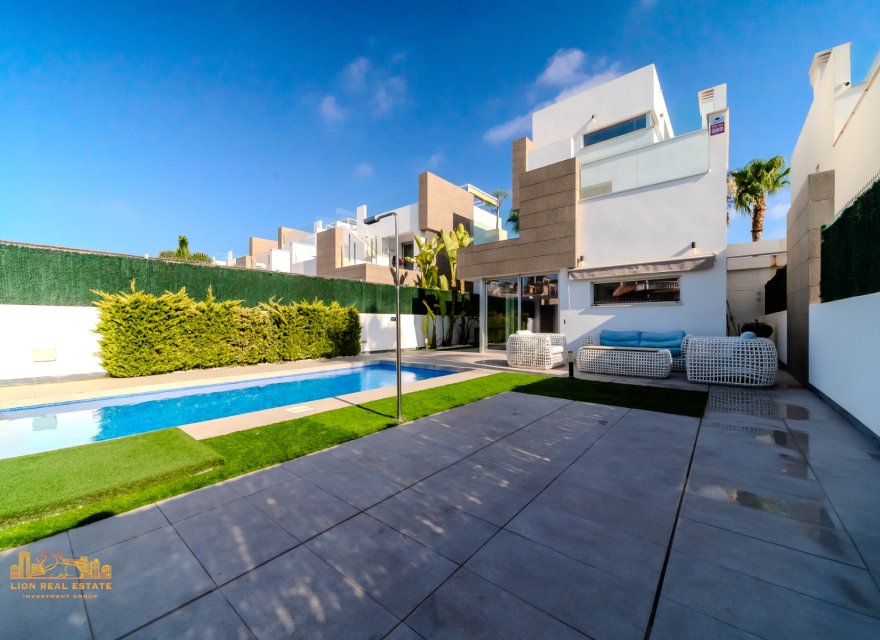 Resale - Villa - Guardamar del Segura - El Raso