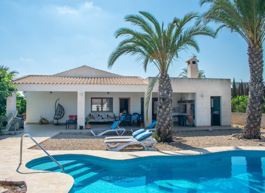 Resale - Villa - Guardamar del Segura - El Raso