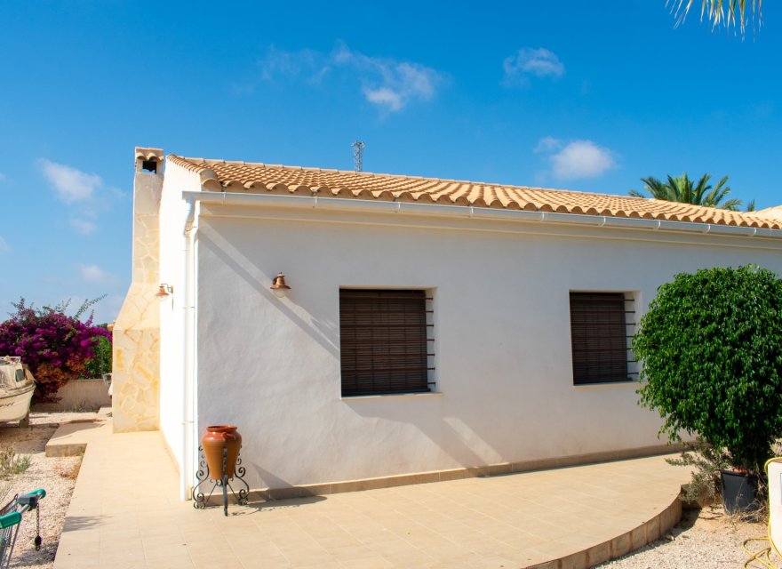 Resale - Villa - Guardamar del Segura - El Raso