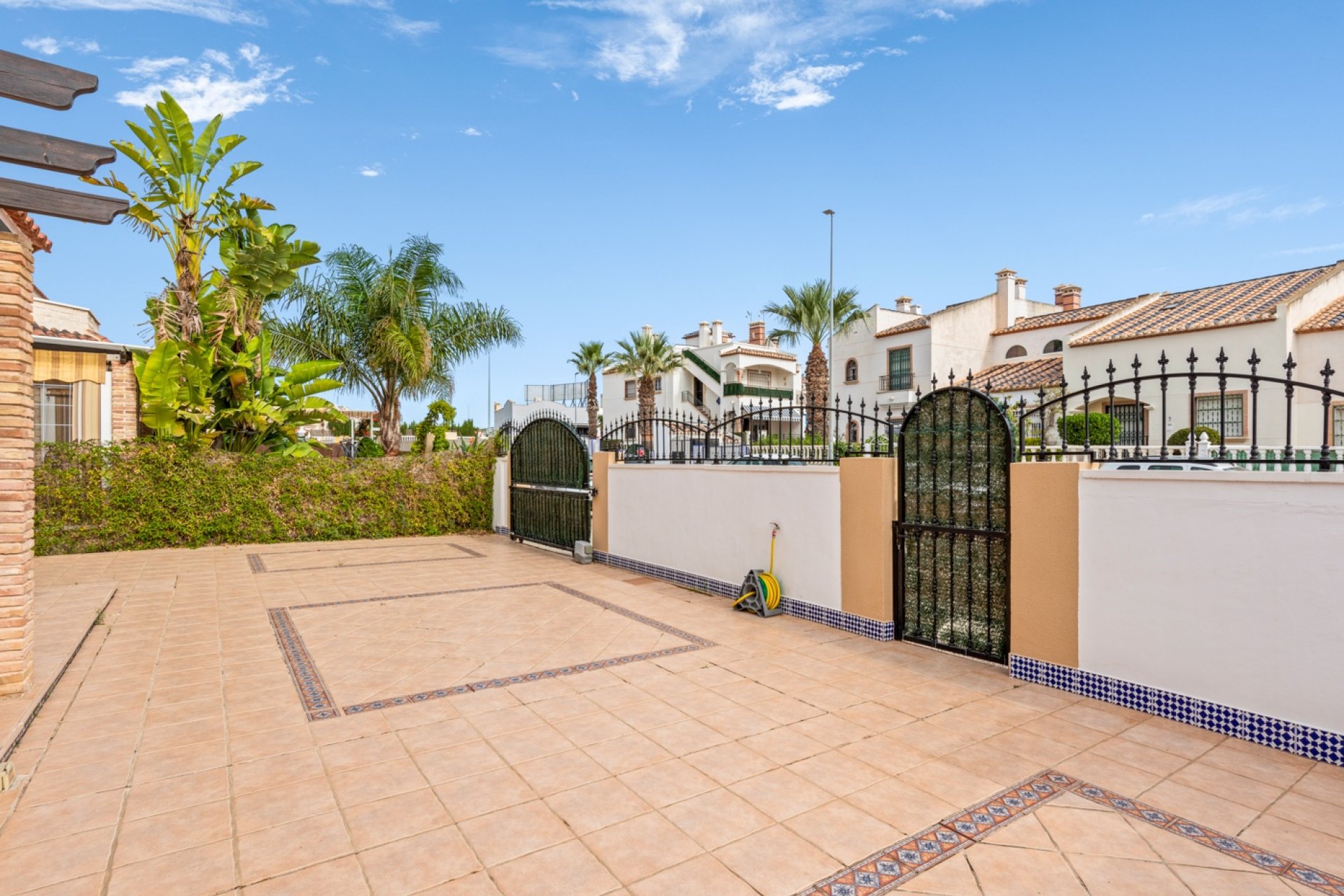 Resale - Villa - Guardamar del Segura