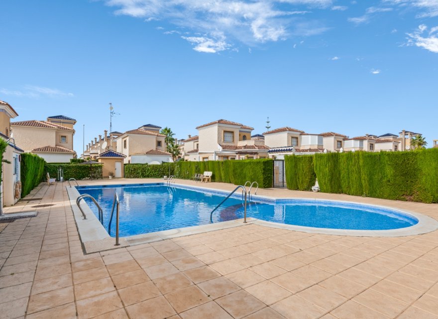 Resale - Villa - Guardamar del Segura