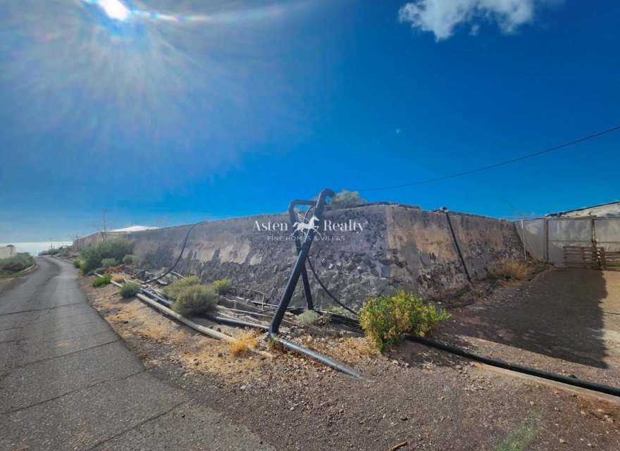 Resale - Villa - Guia De Isora - Piedra Hincada