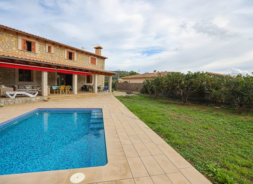 Resale - Villa - Inca