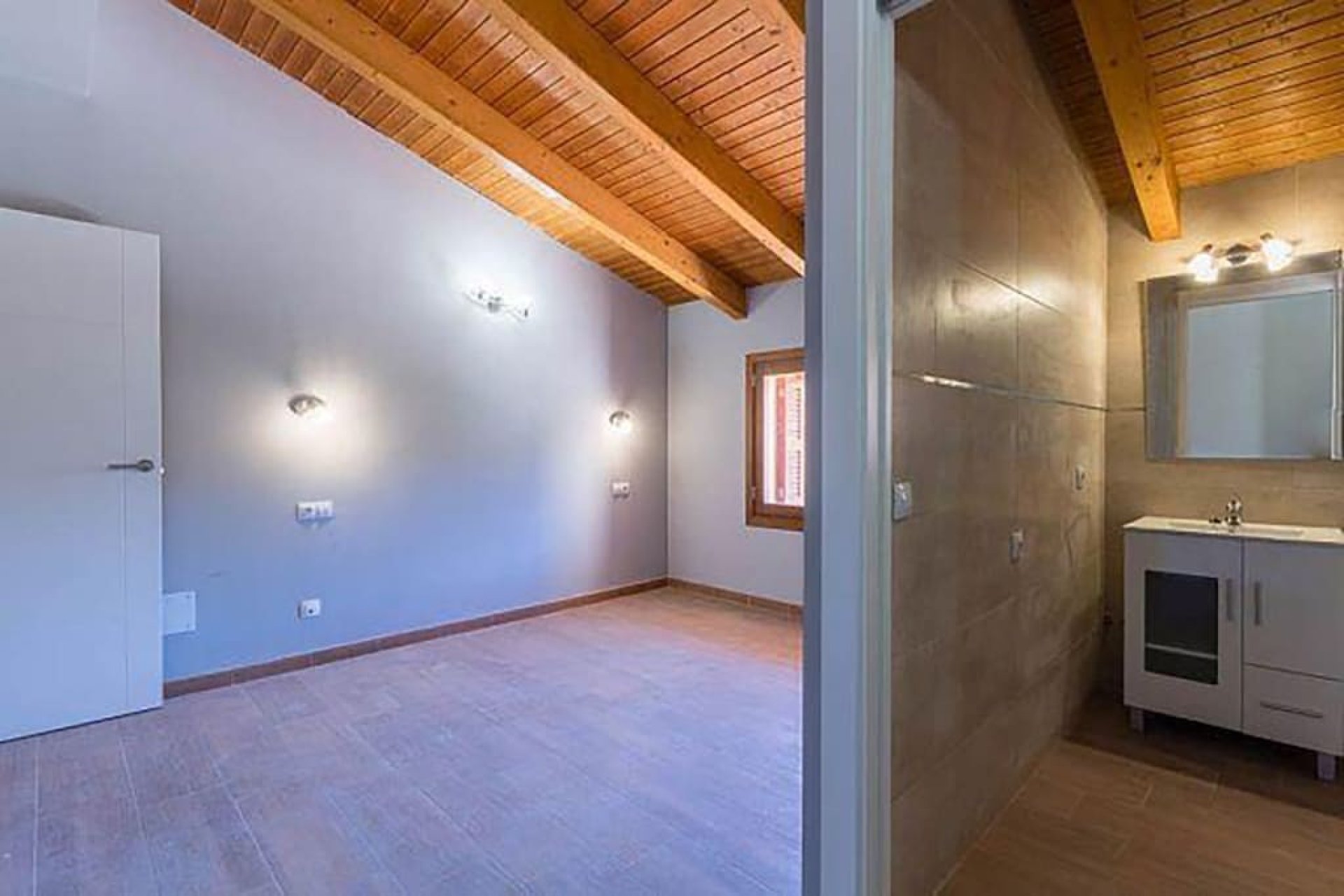 Resale - Villa - Inca