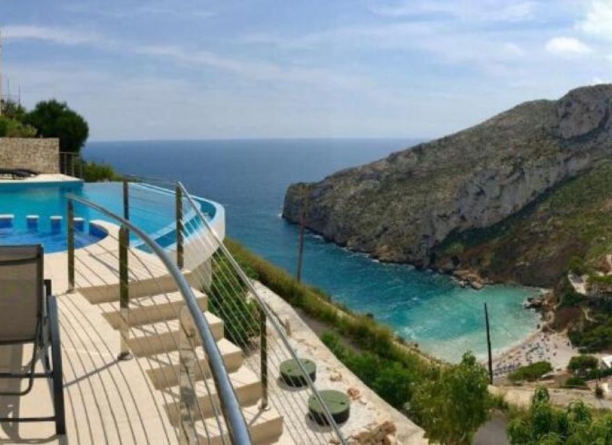 Resale - Villa - Jávea - Costa Blanca