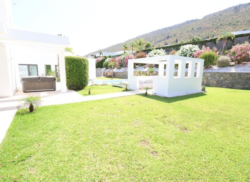 Resale - Villa - Jávea - Costa Blanca