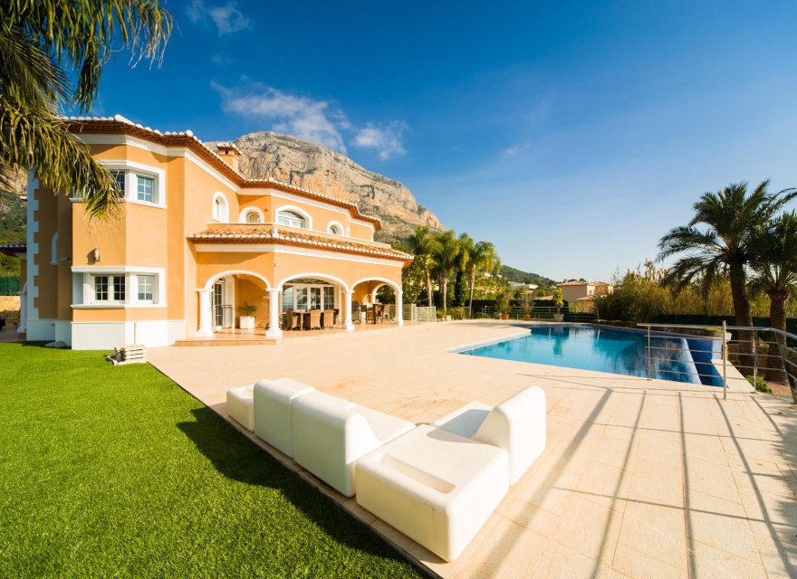 Resale - Villa - Jávea - Costa Blanca