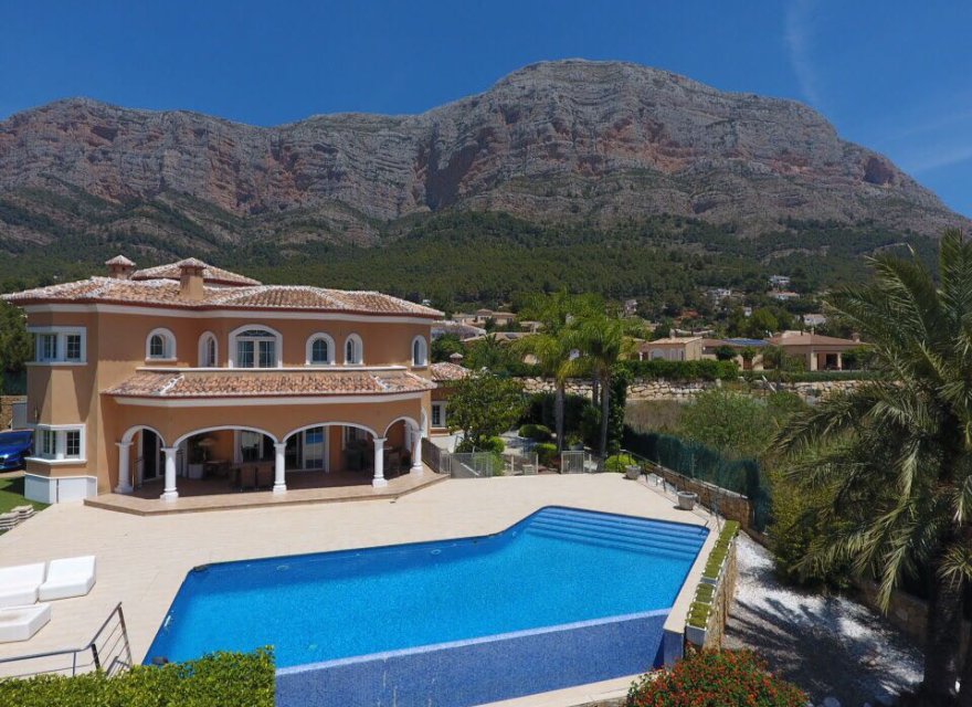 Resale - Villa - Jávea - Costa Blanca