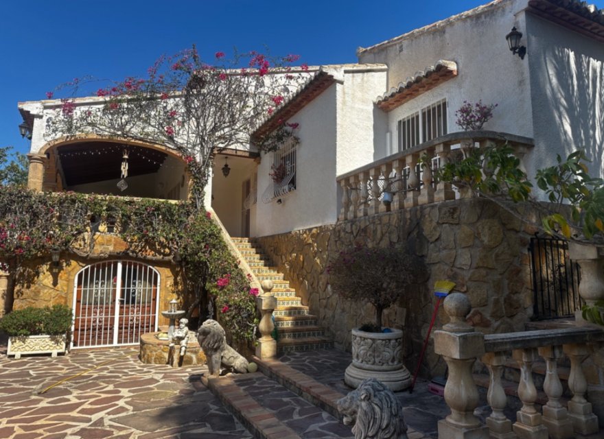 Resale - Villa - Jávea - Montgó