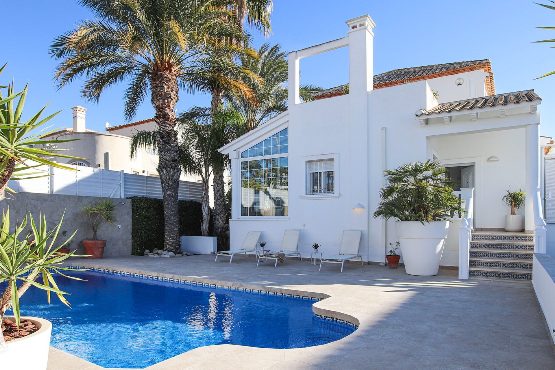 Resale - Villa - La Marina - La Marina / El Pinet