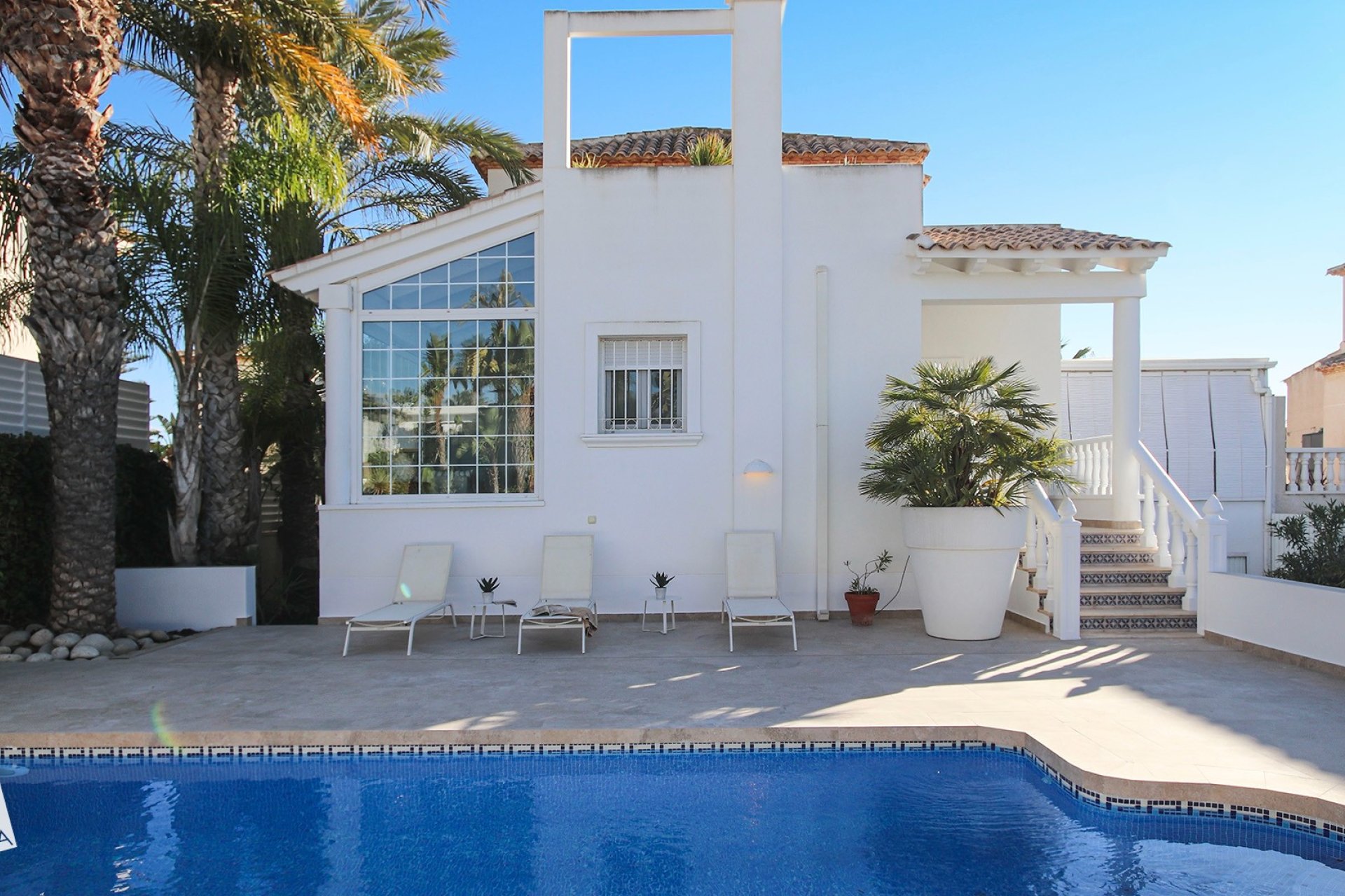 Resale - Villa - La Marina - La Marina / El Pinet