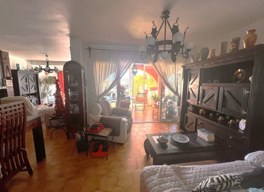 Resale - Villa - La Nucía - Barranco Hondo