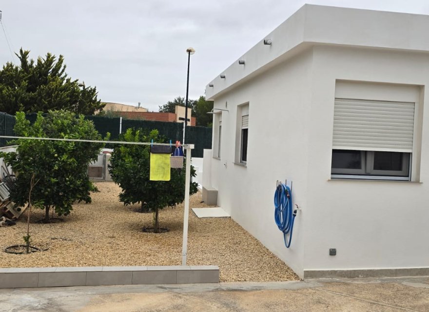 Resale - Villa - La Nucía - Convent De Les Montjes