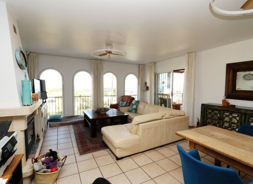 Resale - Villa - La Nucía - Costa Blanca