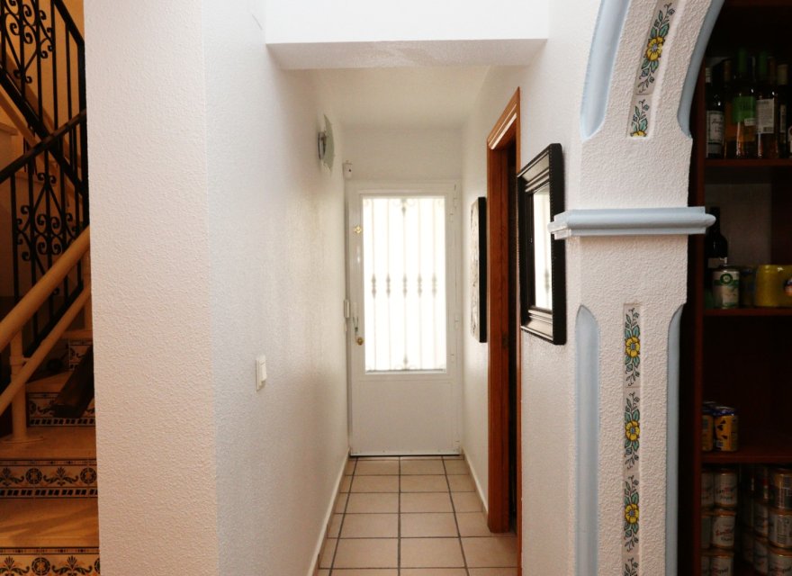 Resale - Villa - La Nucía - Costa Blanca