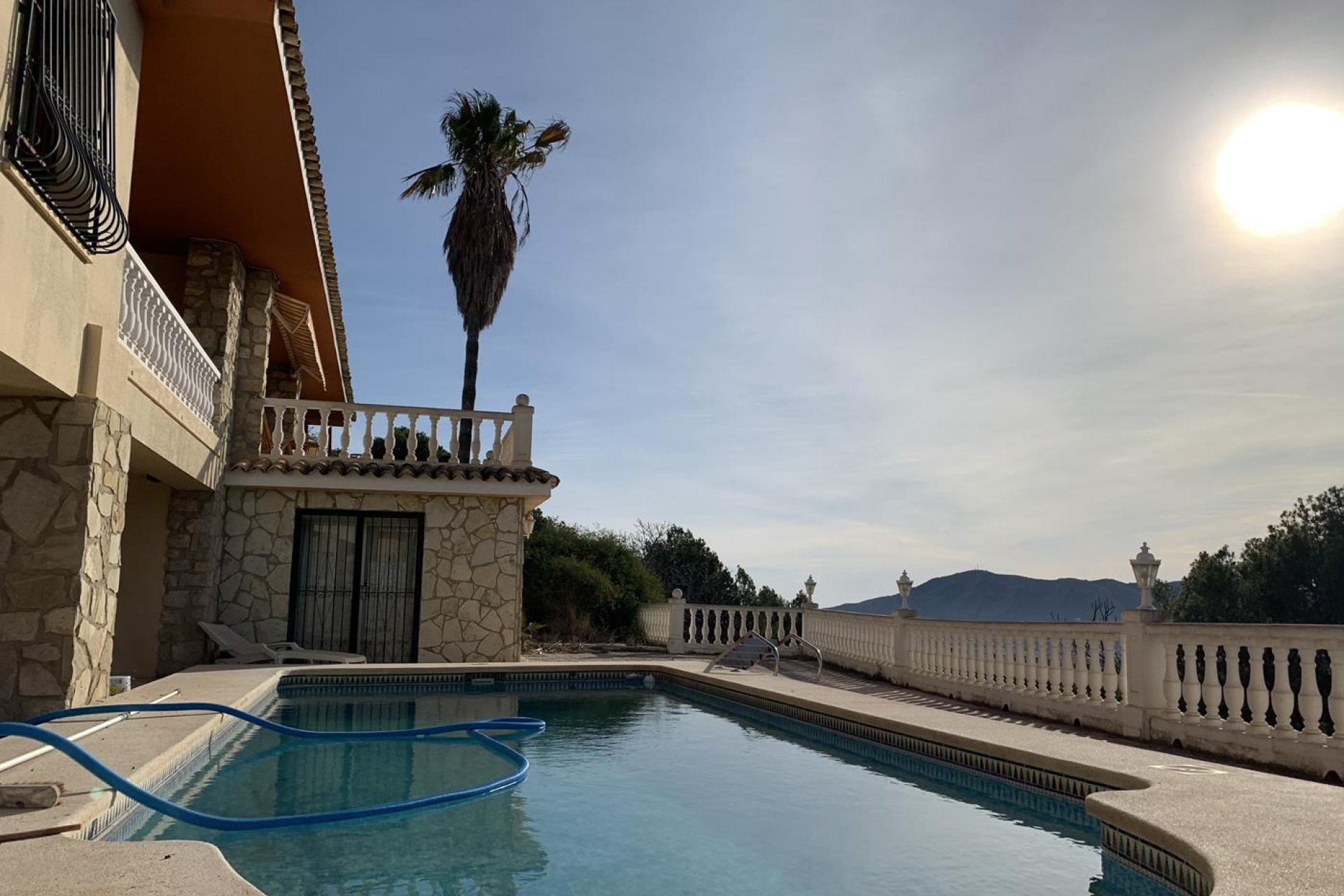 Resale - Villa - La Nucía - Costa Blanca