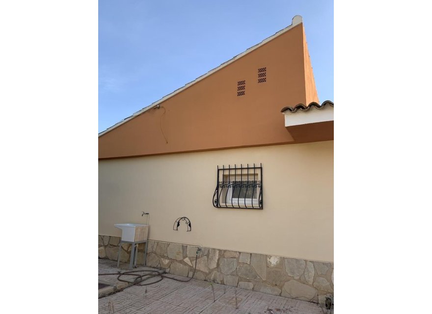 Resale - Villa - La Nucía - Costa Blanca