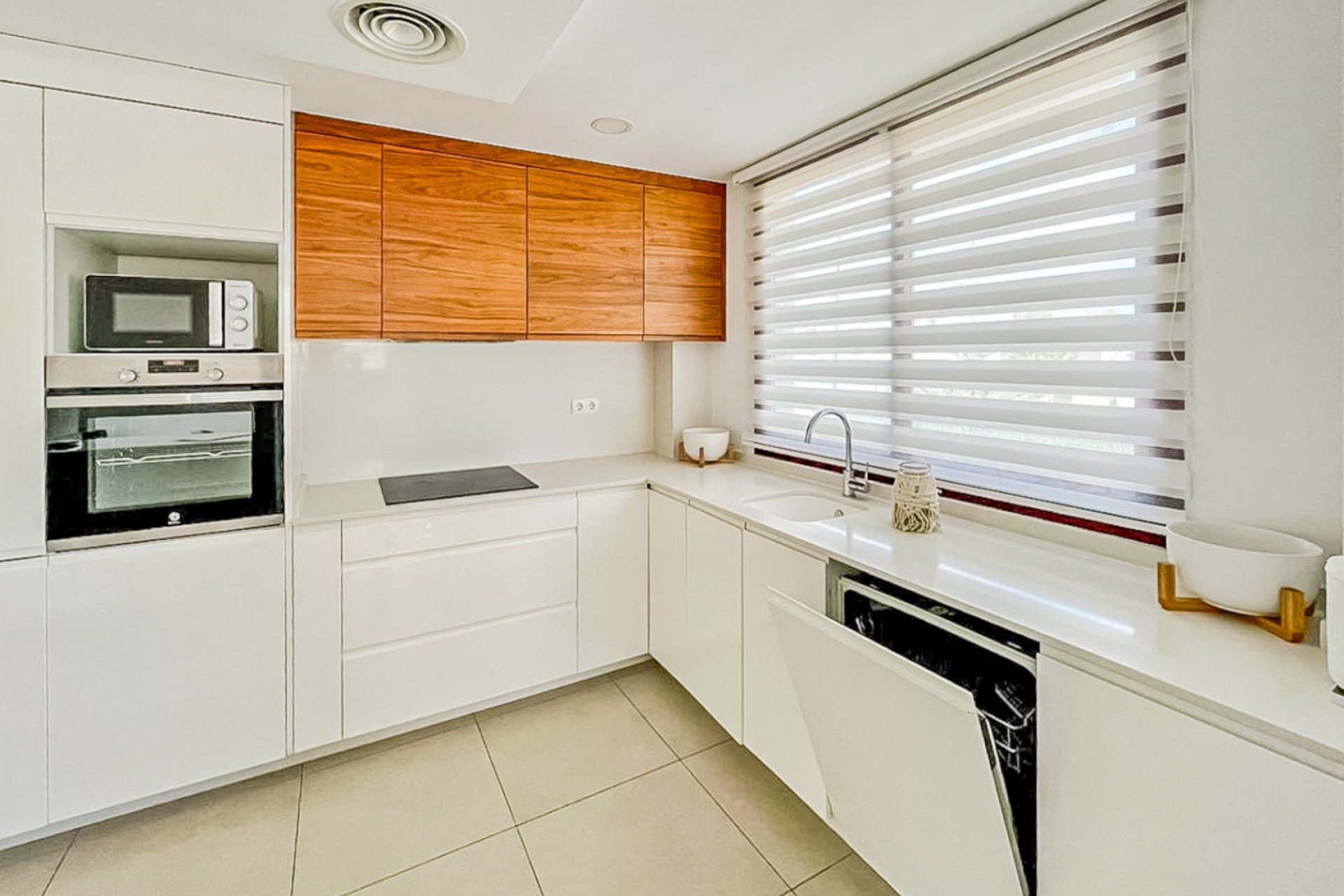 Resale - Villa - La Nucía - Monte Bello