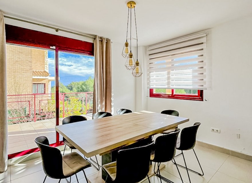 Resale - Villa - La Nucía - Monte Bello