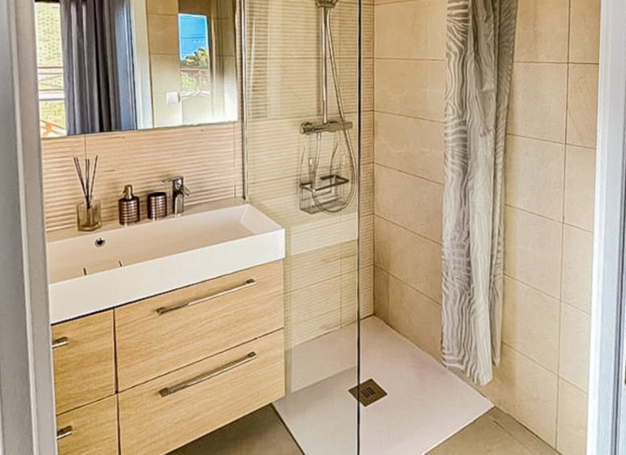 Resale - Villa - La Nucía - Monte Bello