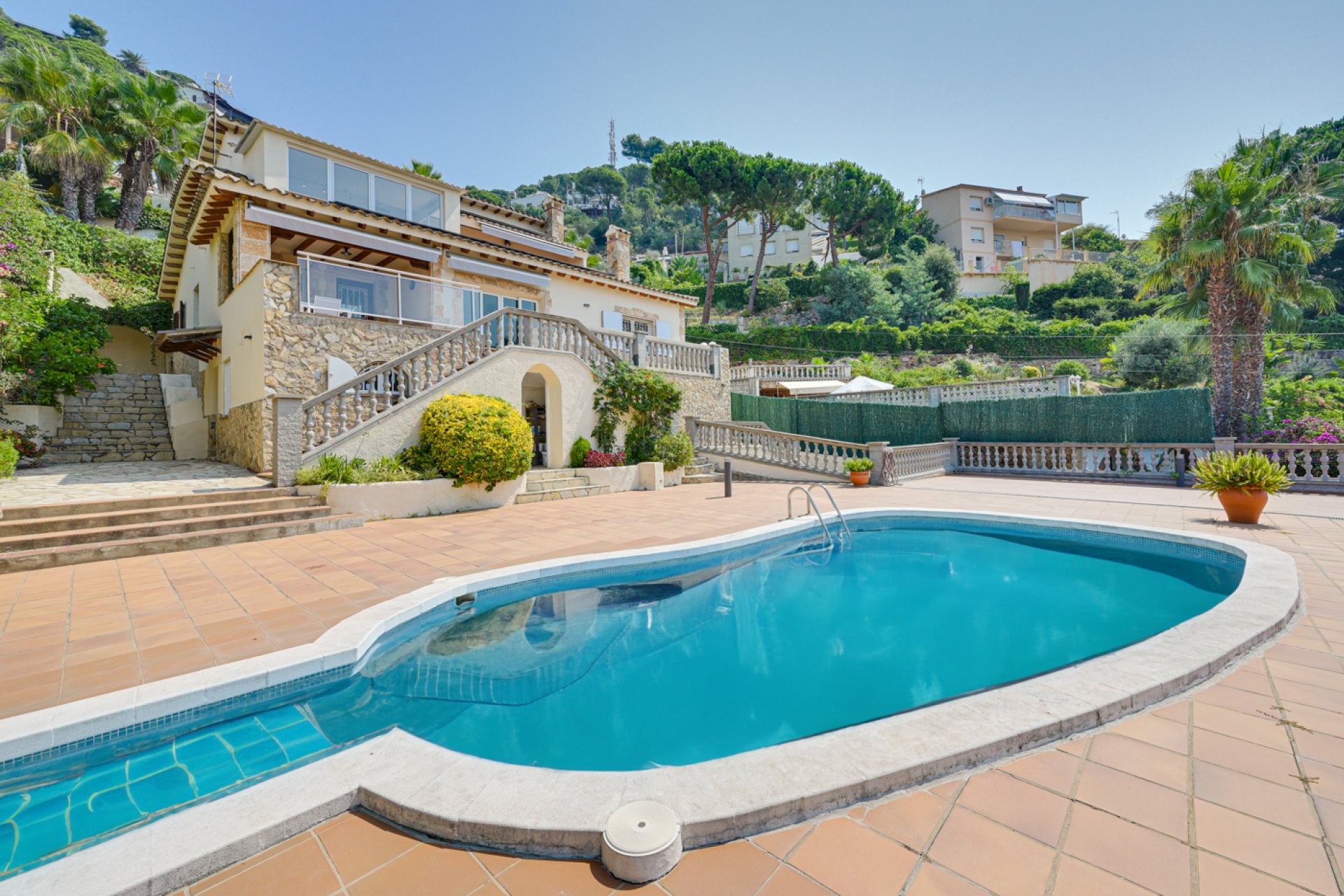 Resale - Villa - Lloret de Mar