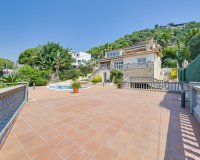 Resale - Villa - Lloret de Mar
