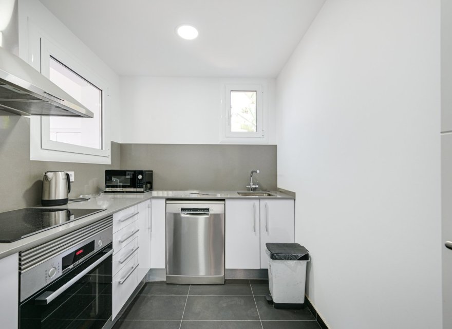 Resale - Villa - Lloret de Mar