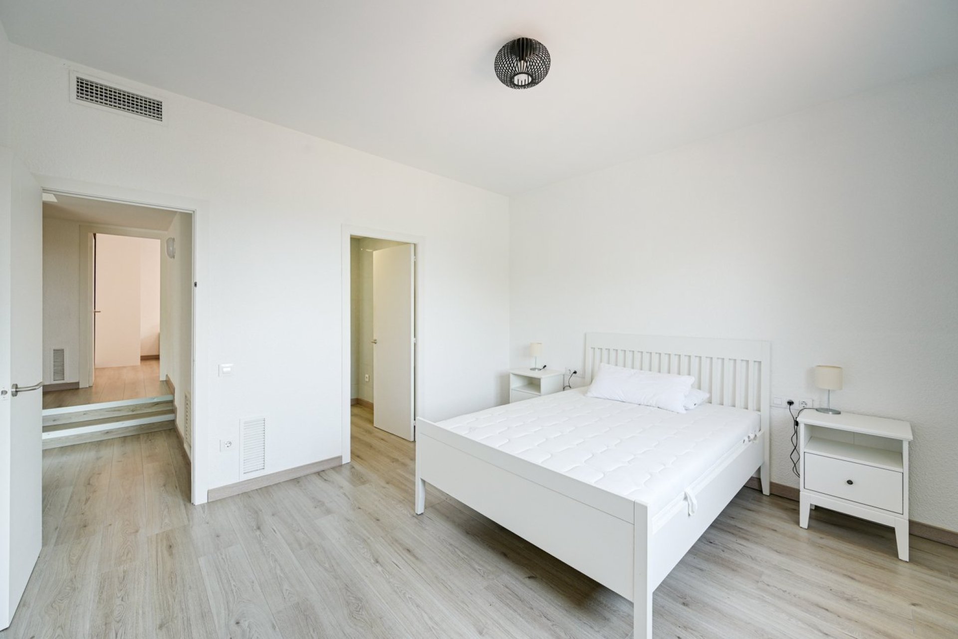 Resale - Villa - Lloret de Mar