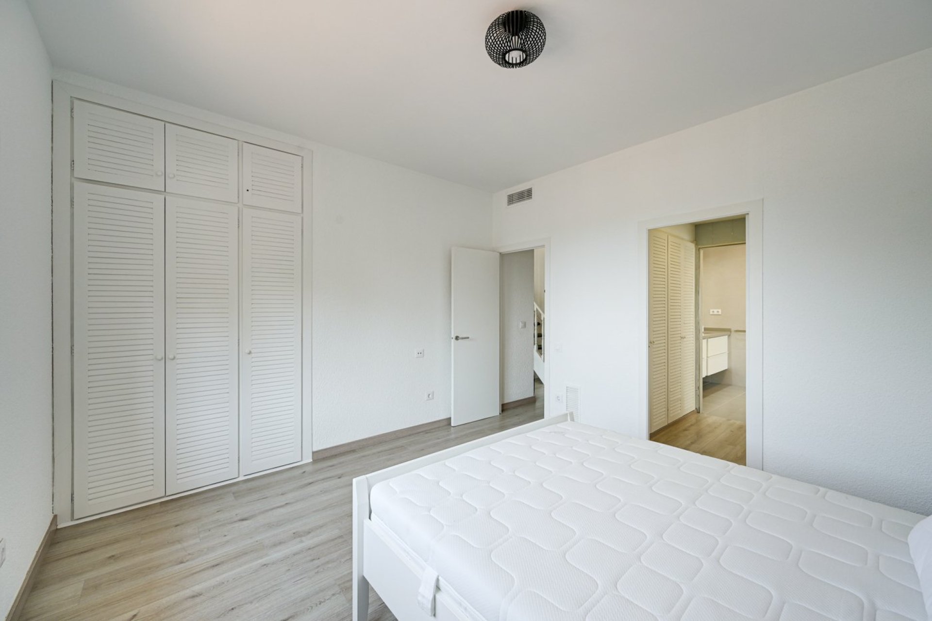 Resale - Villa - Lloret de Mar