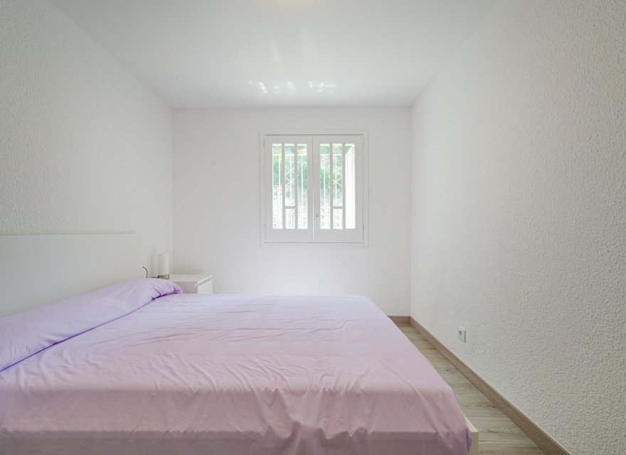 Resale - Villa - Lloret de Mar