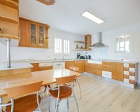 Resale - Villa - Lloret de Mar