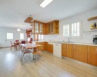 Resale - Villa - Lloret de Mar