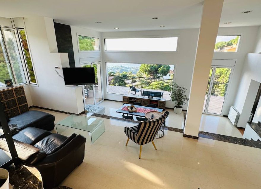 Resale - Villa - Lloret de Mar