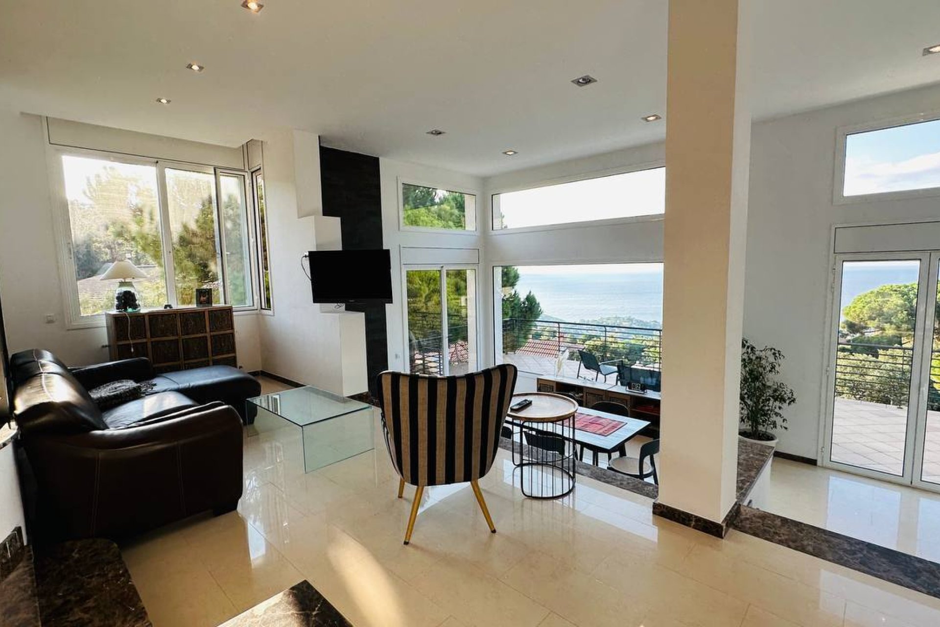 Resale - Villa - Lloret de Mar