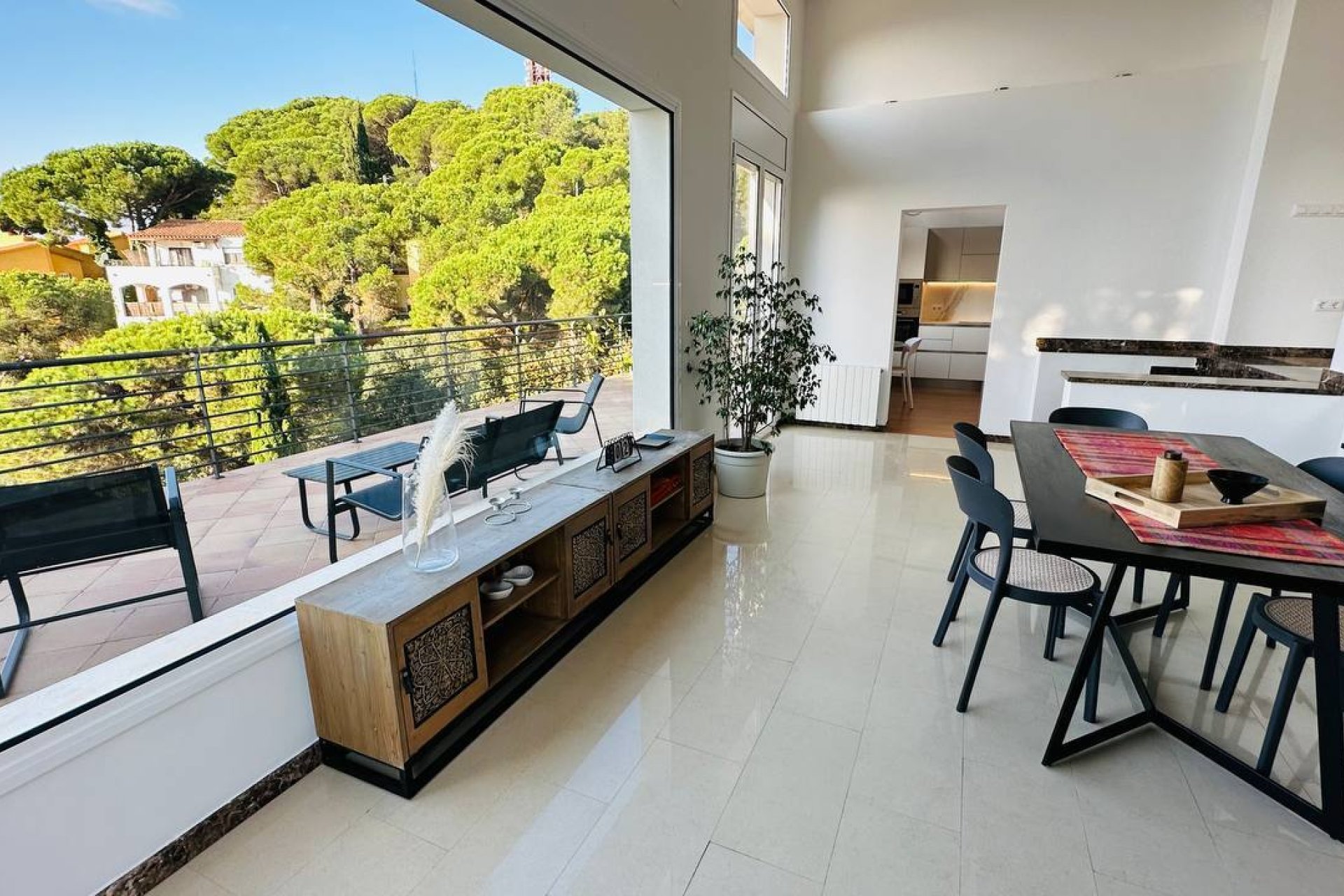 Resale - Villa - Lloret de Mar