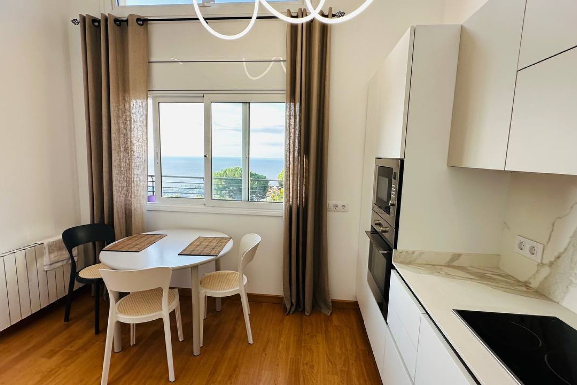 Resale - Villa - Lloret de Mar