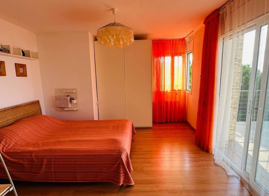 Resale - Villa - Lloret de Mar