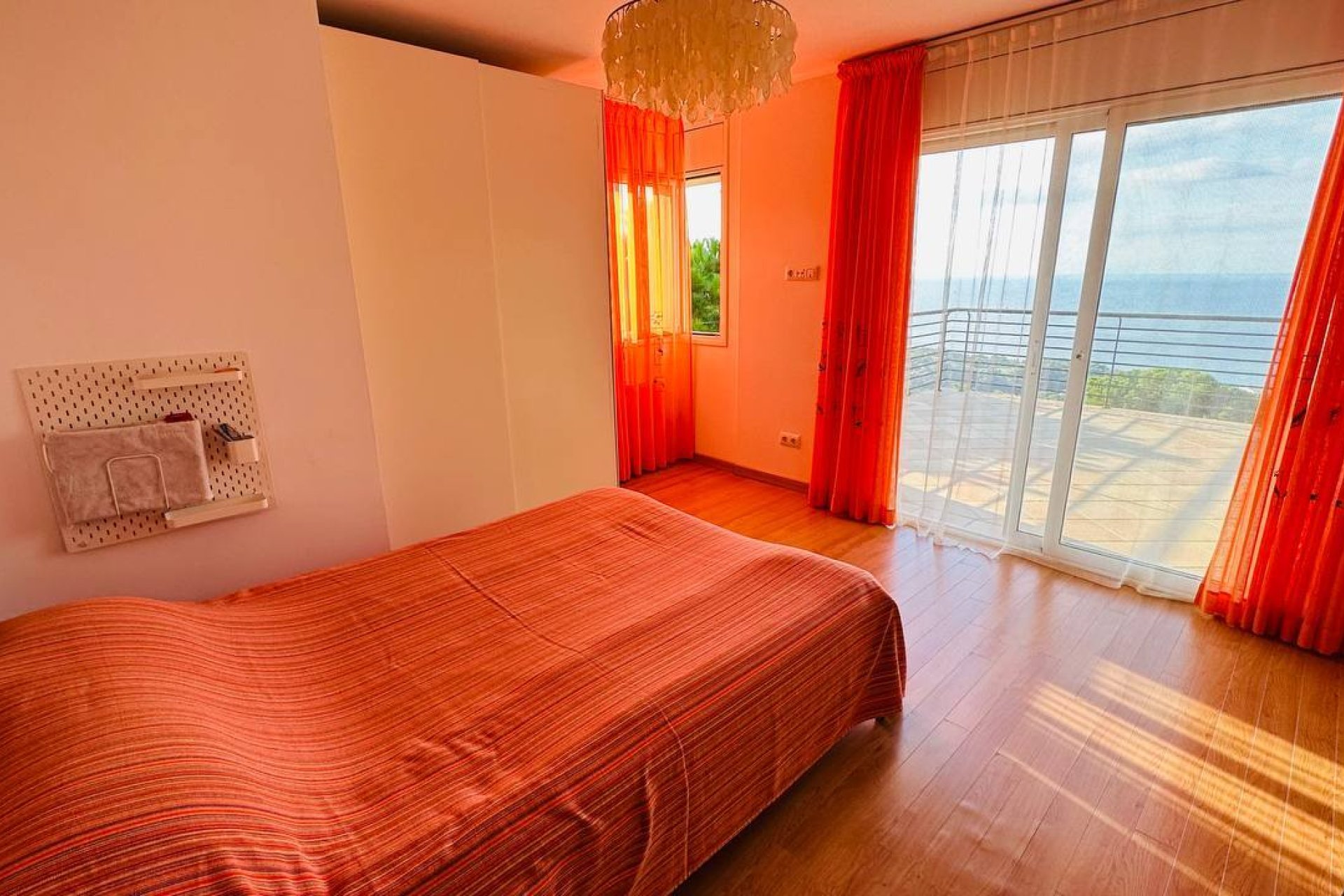 Resale - Villa - Lloret de Mar