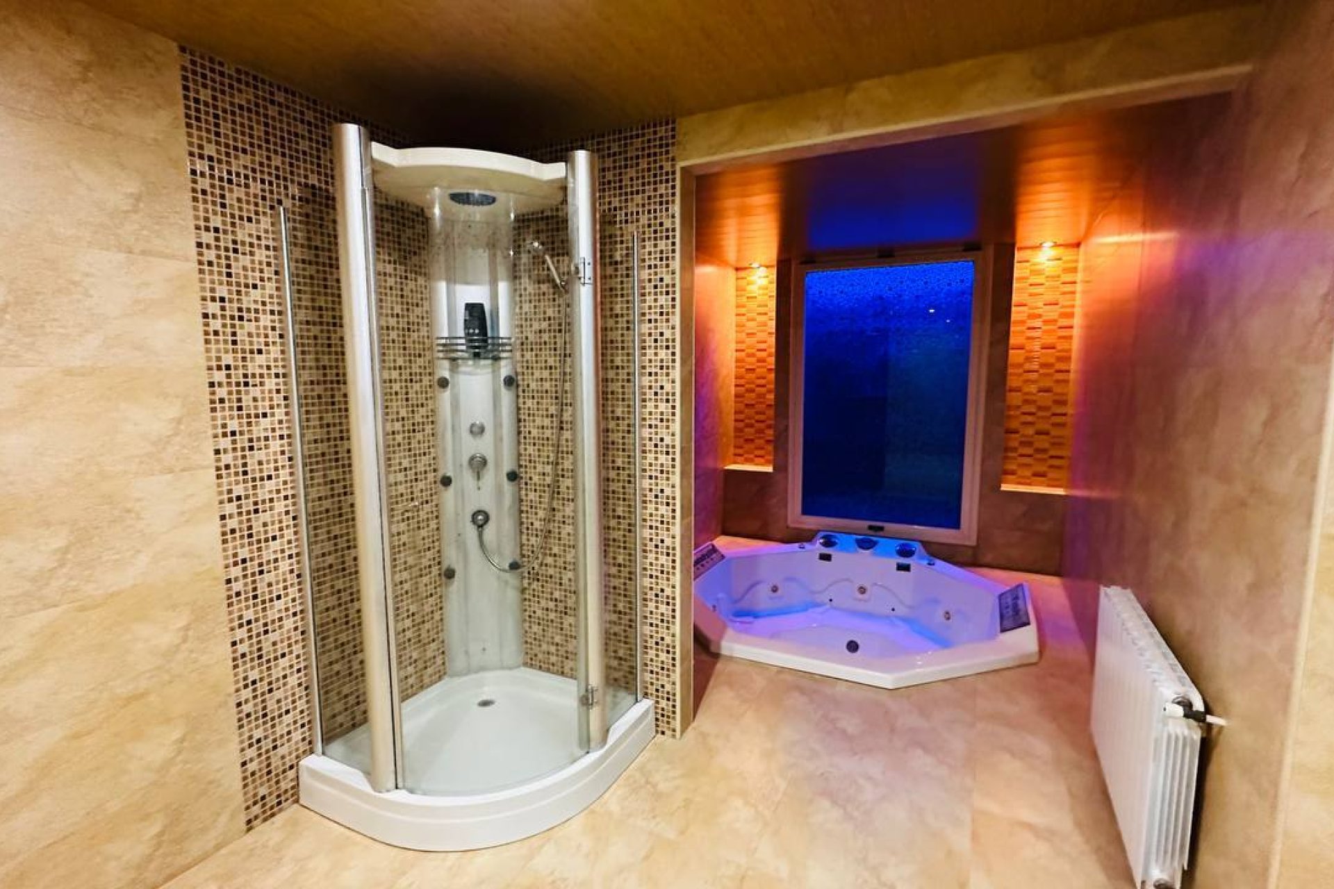 Resale - Villa - Lloret de Mar