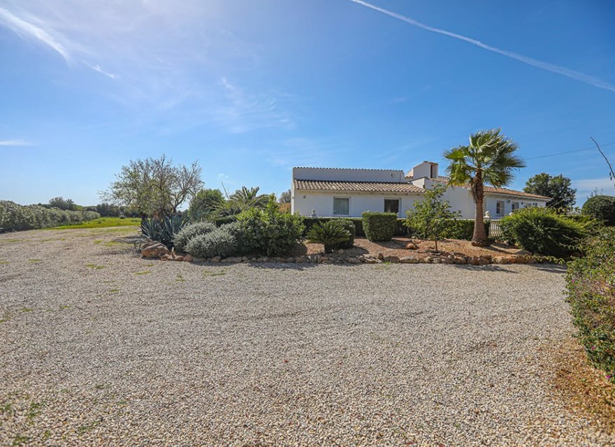 Resale - Villa - Llucmajor