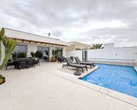 Resale - Villa - Los Montesinos - La Herrada