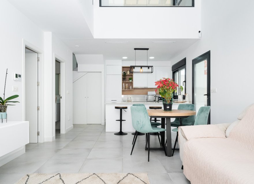 Resale - Villa - Los Montesinos