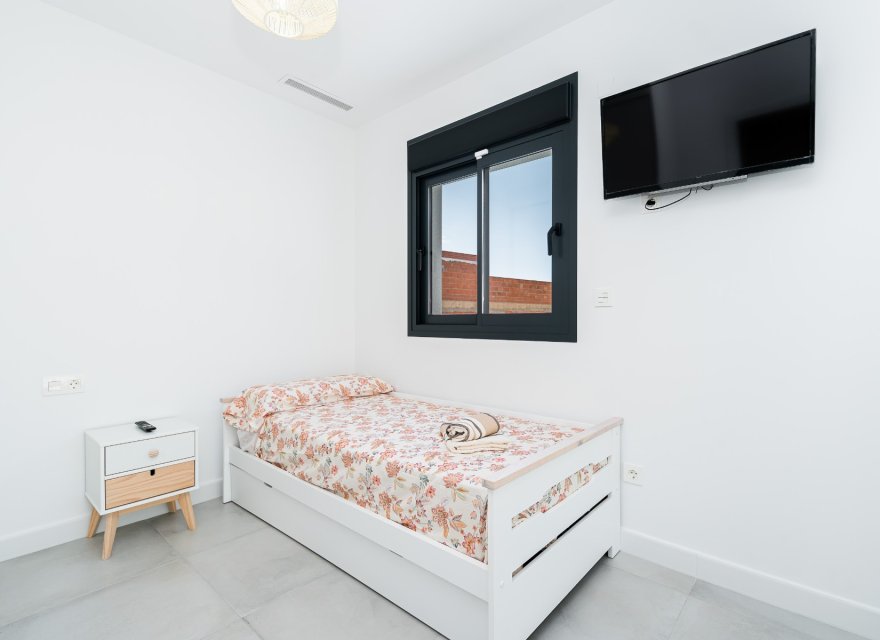 Resale - Villa - Los Montesinos