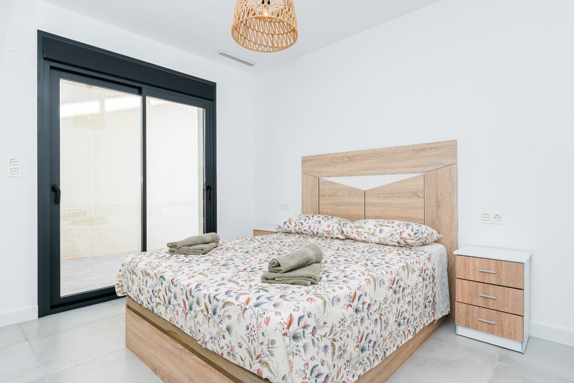 Resale - Villa - Los Montesinos