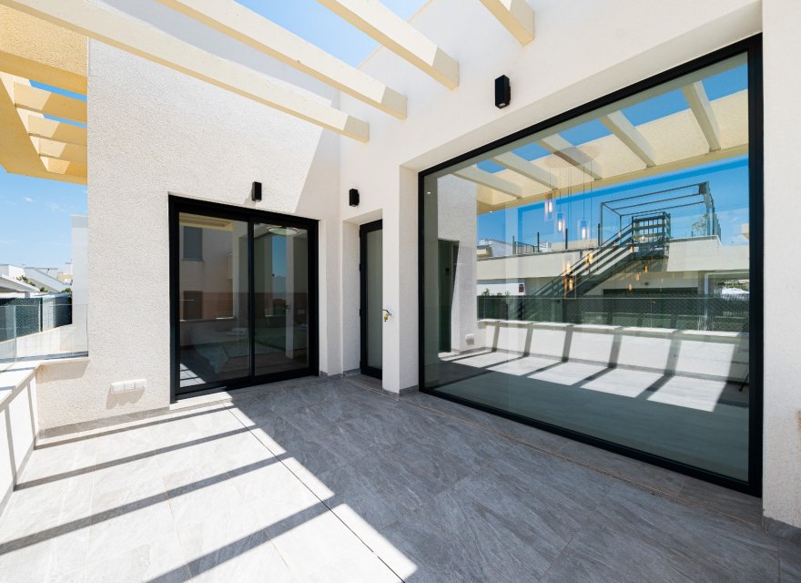 Resale - Villa - Los Montesinos