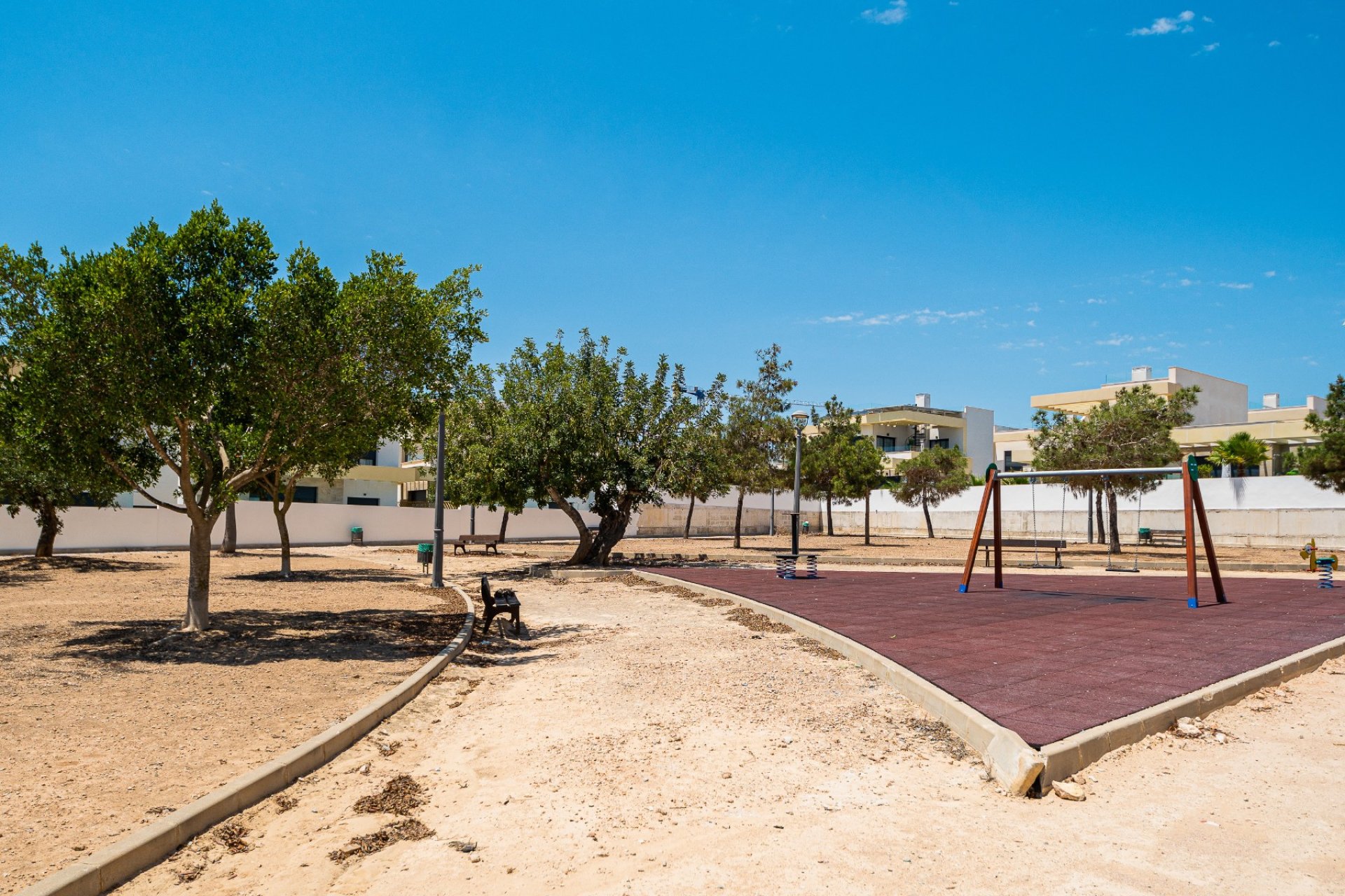 Resale - Villa - Los Montesinos