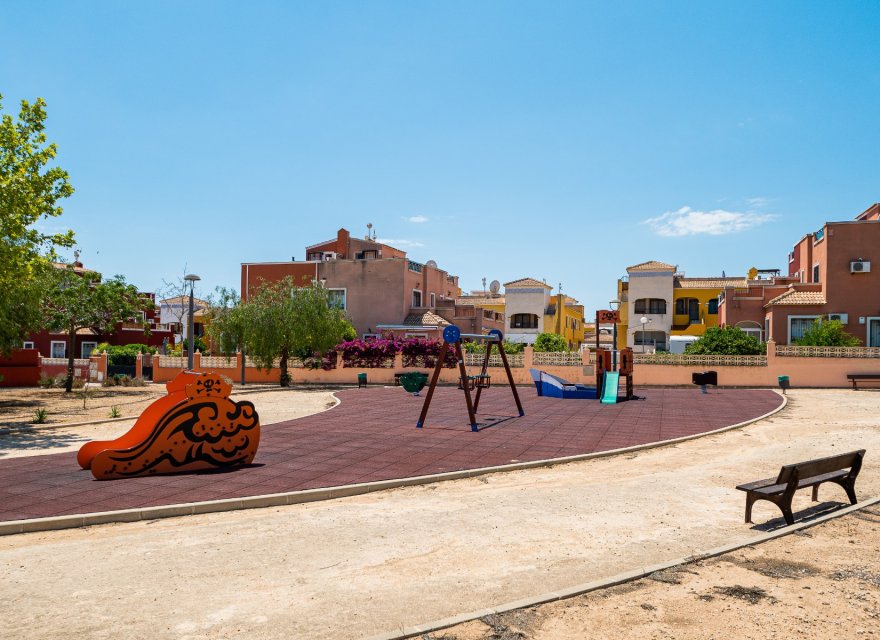 Resale - Villa - Los Montesinos