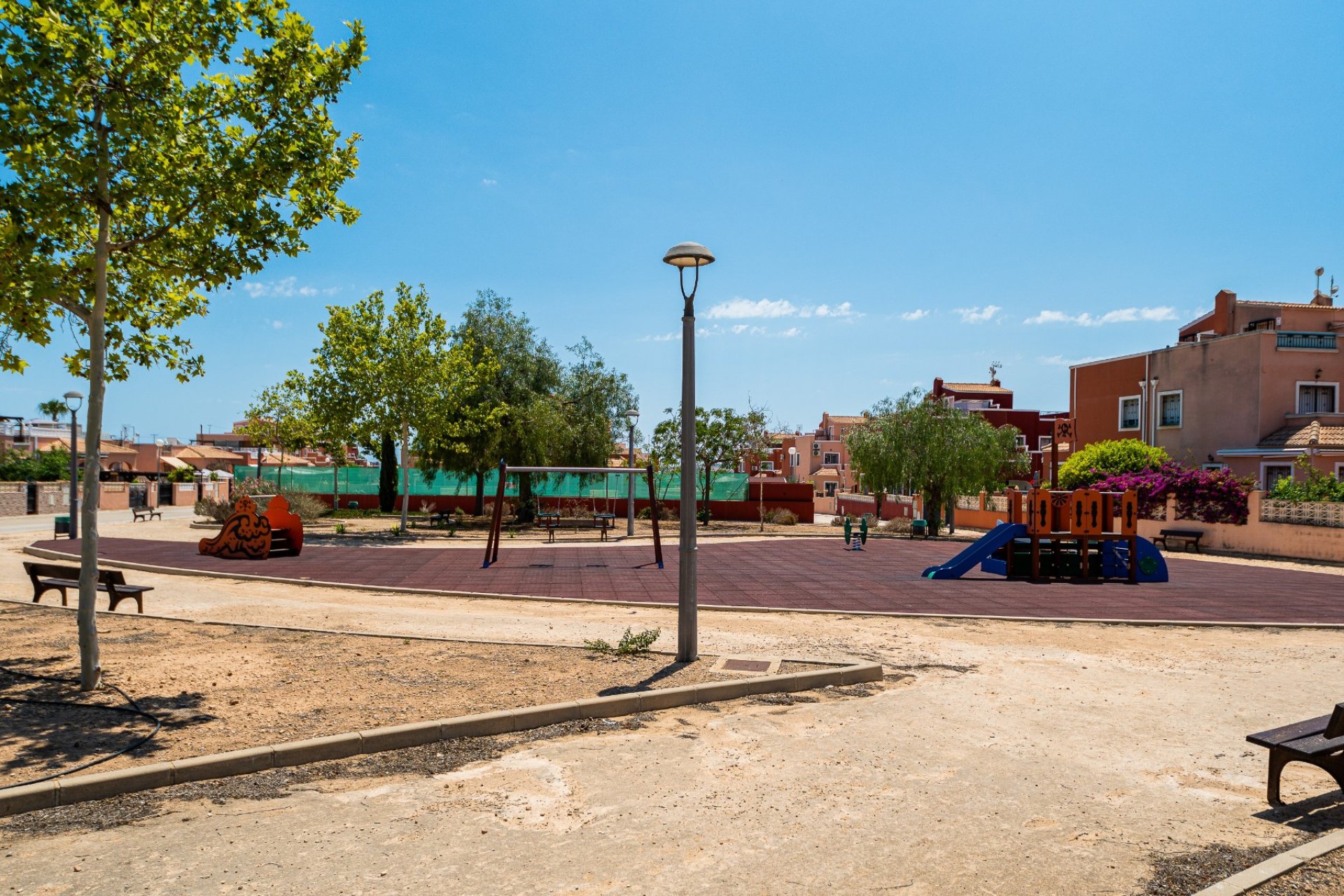 Resale - Villa - Los Montesinos